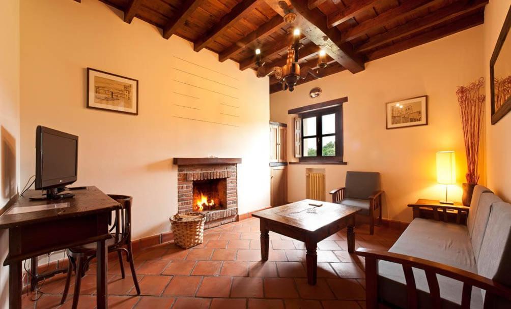 Hotel Rural Arredondo เซโลริโอ ภายนอก รูปภาพ